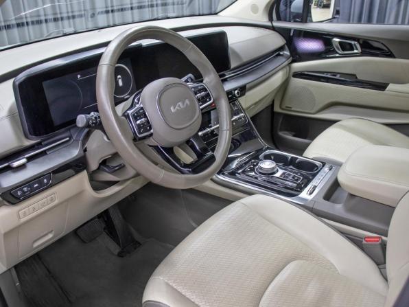 Kia Carnival IV с пробегом 2021 года, цена 3 998 000 рублей, 56821 км, минивэн, Автокод Объявления