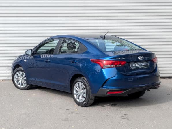 Hyundai Solaris II Рестайлинг с пробегом 2022 года, цена 1 600 000 рублей, 45136 км, седан, Автокод Объявления