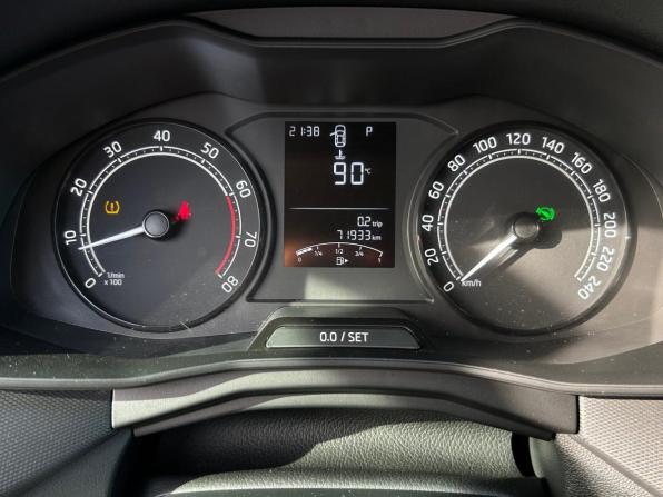 Skoda Rapid II с пробегом 2021 года, цена 1 650 000 рублей, 71950 км, лифтбек, Автокод Объявления
