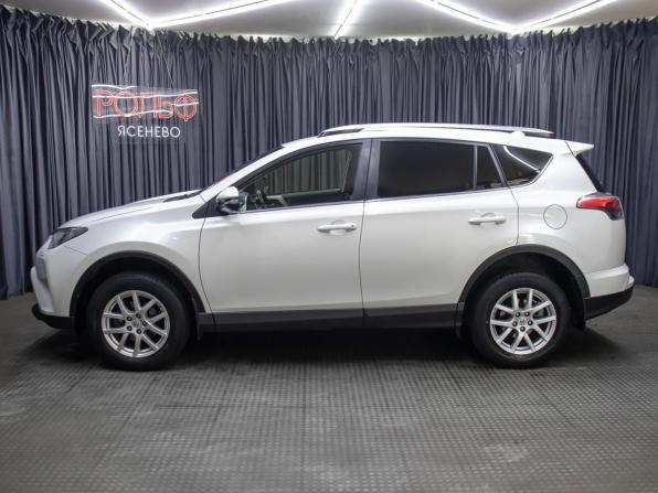 Toyota RAV4 IV (XA40) Рестайлинг с пробегом 2016 года, цена 2 398 000 рублей, 147093 км, внедорожник, Автокод Объявления