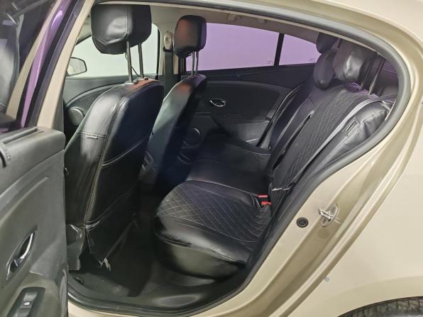 Renault Fluence I с пробегом 2012 года, цена 649 000 рублей, 235153 км, седан, Автокод Объявления