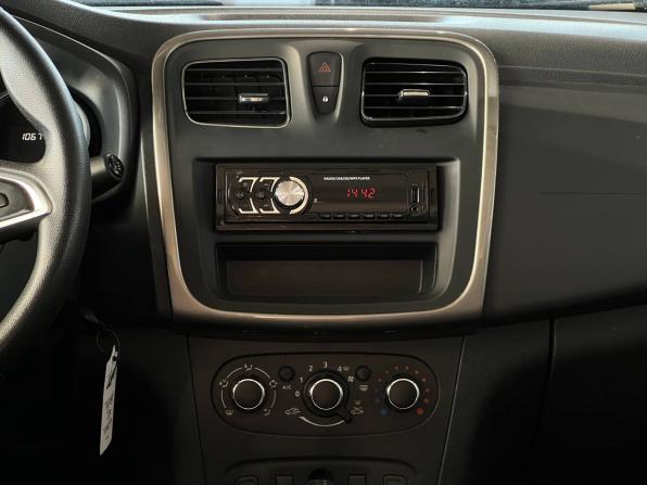 Renault Logan II Рестайлинг с пробегом 2020 года, цена 950 000 рублей, 106861 км, седан, Автокод Объявления