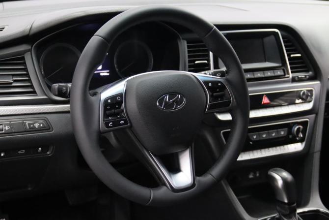 Hyundai Sonata VII (LF) Рестайлинг с пробегом 2019 года, цена 1 885 850 рублей, 93436 км, седан, Автокод Объявления