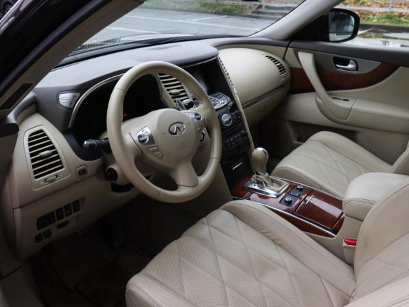 Infiniti QX70 с пробегом 2014 года, цена 2 850 000 рублей, 67833 км, внедорожник, Автокод Объявления