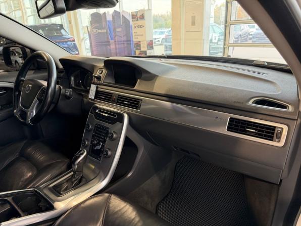 Volvo XC70 II с пробегом 2013 года, цена 1 785 900 рублей, 263855 км, универсал, Автокод Объявления