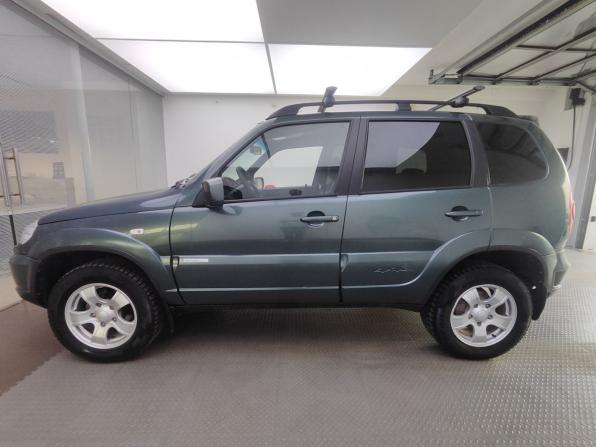 Chevrolet Niva I Рестайлинг с пробегом 2011 года, цена 690 000 рублей, 39642 км, внедорожник, Автокод Объявления