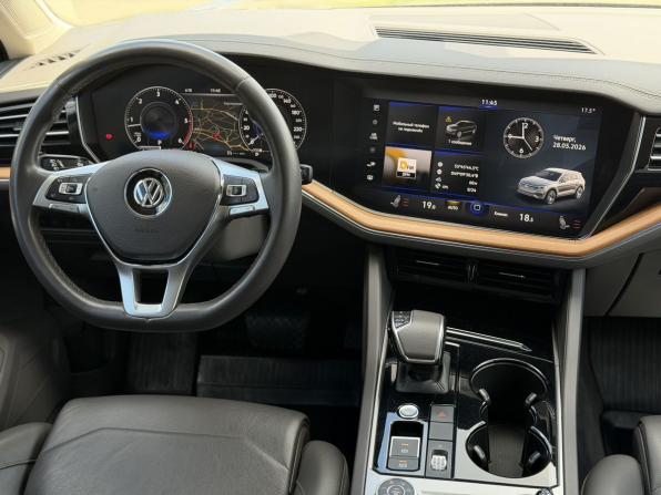 Volkswagen Touareg III с пробегом 2018 года, цена 4 850 000 рублей, 146921 км, внедорожник, Автокод Объявления