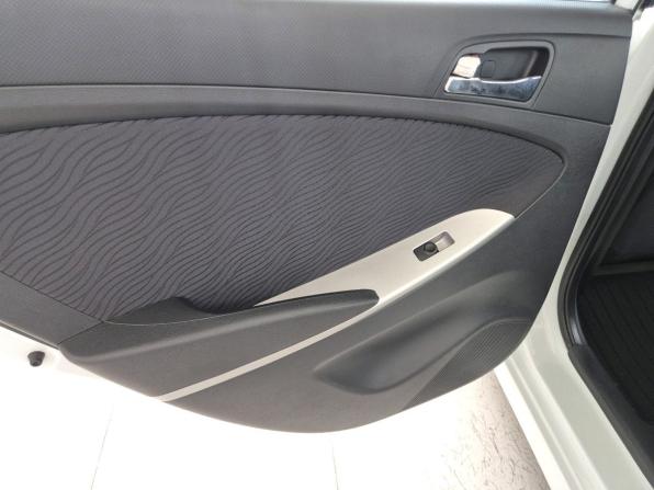 Hyundai Solaris I с пробегом 2012 года, цена 969 000 рублей, 79304 км, седан, Автокод Объявления