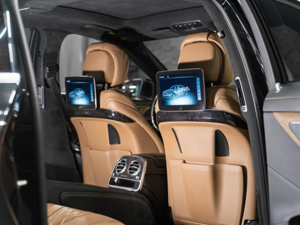 Mercedes-Benz Maybach S-Класс I (X222) Рестайлинг с пробегом 2018 года, цена 4 490 000 рублей, 158958 км, седан, Автокод Объявления