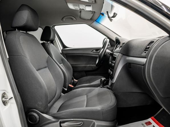 Skoda Yeti I Рестайлинг с пробегом 2015 года, цена 1 097 000 рублей, 138639 км, внедорожник, Автокод Объявления