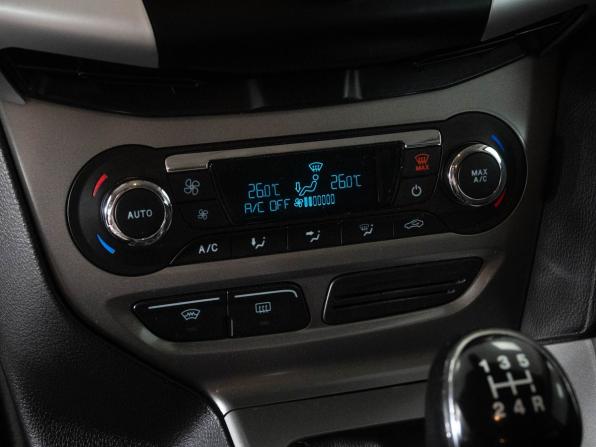 Ford Focus III с пробегом 2013 года, цена 880 000 рублей, 194663 км, хэтчбек, Автокод Объявления