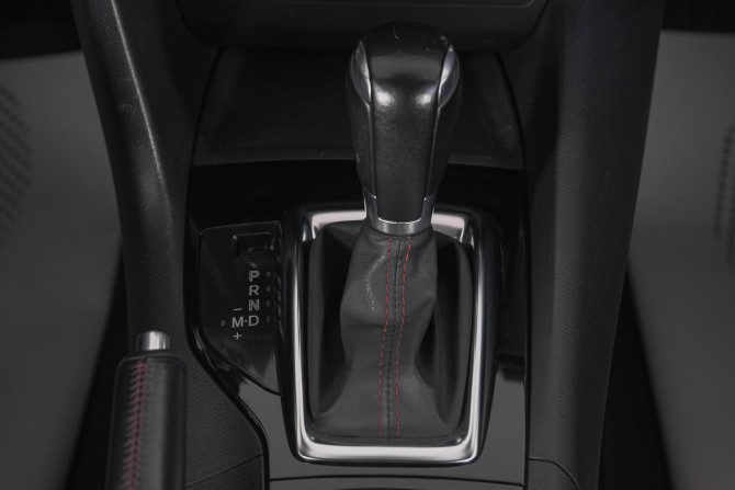 Mazda 3 III (BM) с пробегом 2013 года, цена 1 059 000 рублей, 110000 км, хэтчбек, Автокод Объявления