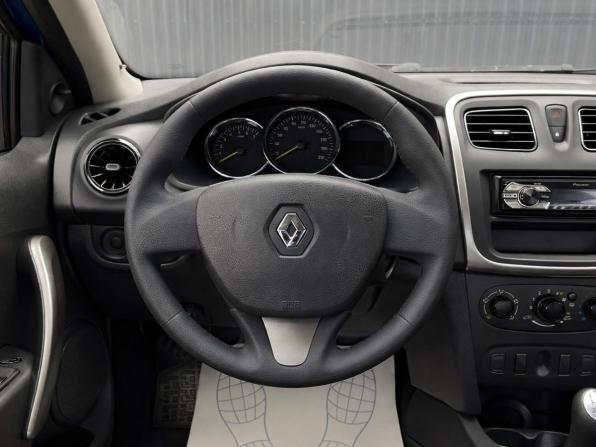 Renault Logan II с пробегом 2015 года, цена 600 000 рублей, 143543 км, седан, Автокод Объявления