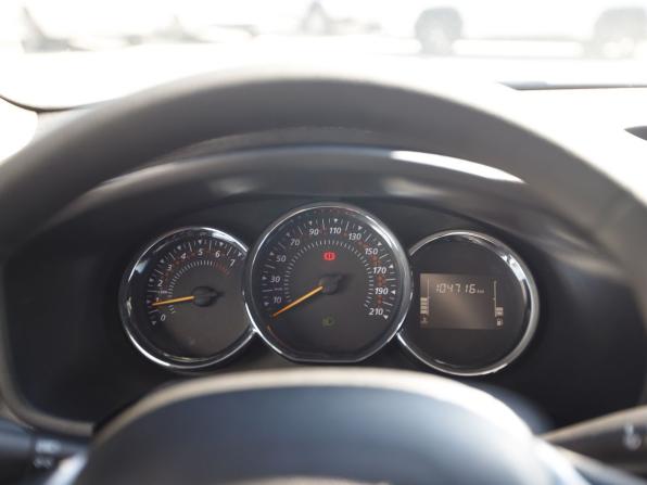 Renault Logan II Рестайлинг с пробегом 2019 года, цена 1 018 000 рублей, 104715 км, седан, Автокод Объявления