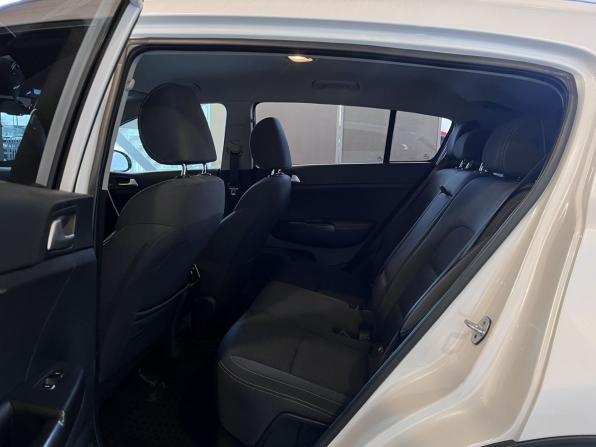Kia Sportage IV с пробегом 2017 года, цена 1 690 000 рублей, 181269 км, внедорожник, Автокод Объявления