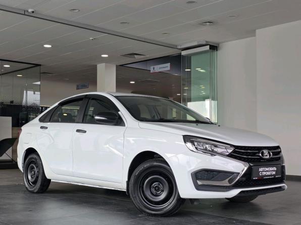Lada (ВАЗ) Vesta I Рестайлинг (NG) с пробегом 2024 года, цена 800 000 рублей, 51801 км, седан, Автокод Объявления