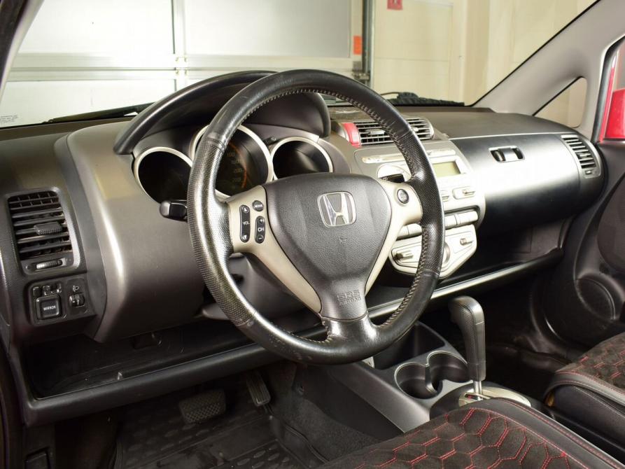 Honda Jazz I Рестайлинг Кемерово  - изображение 6