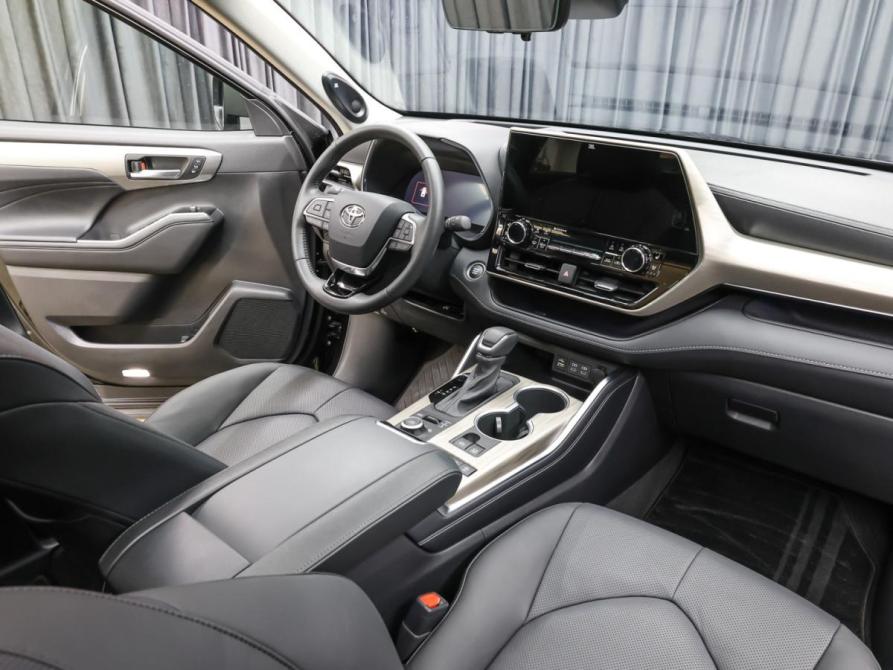 Toyota Highlander IV (XU70) Москва  - изображение 11