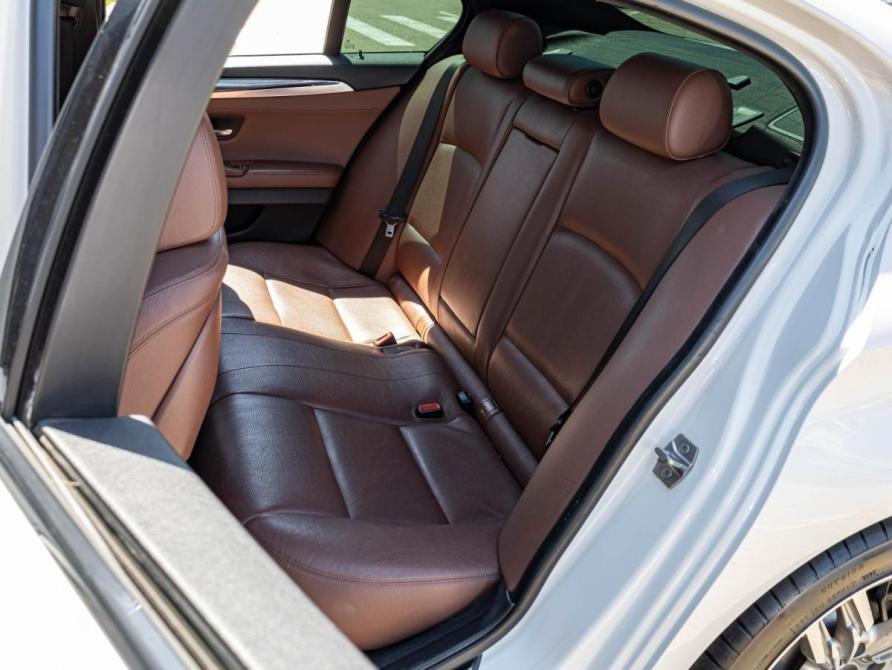 BMW 5 серии VI (F10/F11/F07) Рестайлинг Краснодар  - изображение 9