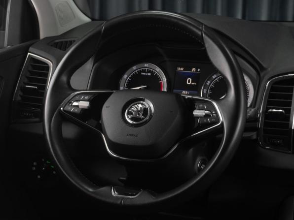 Skoda Karoq I с пробегом 2021 года, цена 2 469 000 рублей, 108834 км, внедорожник, Автокод Объявления