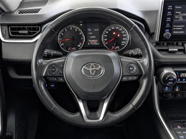 Toyota RAV4 V (XA50) с пробегом 2021 года, цена 3 750 000 рублей, 83536 км, внедорожник, Автокод Объявления