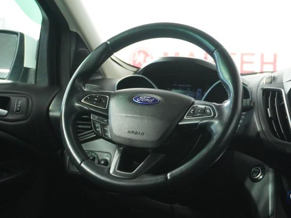 Ford Kuga II Рестайлинг с пробегом 2018 года, цена 1 420 000 рублей, 142728 км, внедорожник, Автокод Объявления