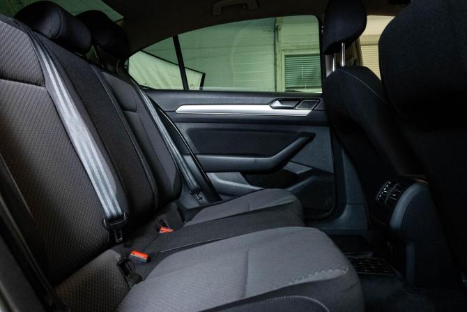 Volkswagen Passat B8 с пробегом 2017 года, цена 1 479 000 рублей, 168014 км, седан, Автокод Объявления