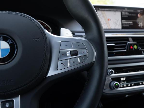 BMW 7 серии VI (G11/G12) Рестайлинг с пробегом 2020 года, цена 7 589 000 рублей, 126 км, седан, Автокод Объявления
