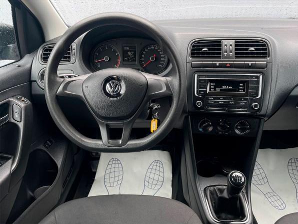 Volkswagen Polo V Рестайлинг с пробегом 2019 года, цена 1 250 000 рублей, 123731 км, седан, Автокод Объявления