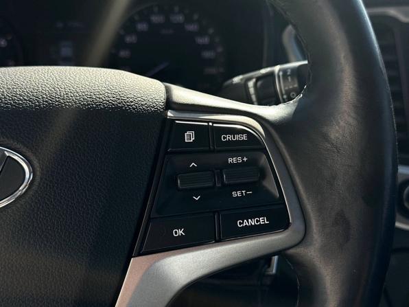 Hyundai Solaris II с пробегом 2019 года, цена 1 230 000 рублей, 125921 км, седан, Автокод Объявления