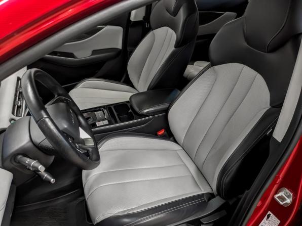 BAIC U5 Plus с пробегом 2023 года, цена 800 000 рублей, 100746 км, седан, Автокод Объявления