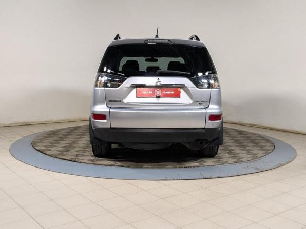 Mitsubishi Outlander II Рестайлинг с пробегом 2011 года, цена 1 214 900 рублей, 286000 км, внедорожник, Автокод Объявления