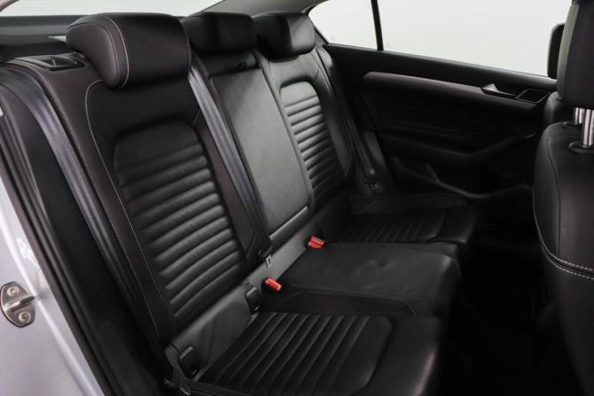 Volkswagen Passat B8 с пробегом 2019 года, цена 2 065 200 рублей, 178750 км, седан, Автокод Объявления