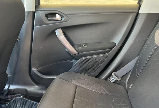 Peugeot 2008 I с пробегом 2014 года, цена 675 000 рублей, 190971 км, внедорожник, Автокод Объявления