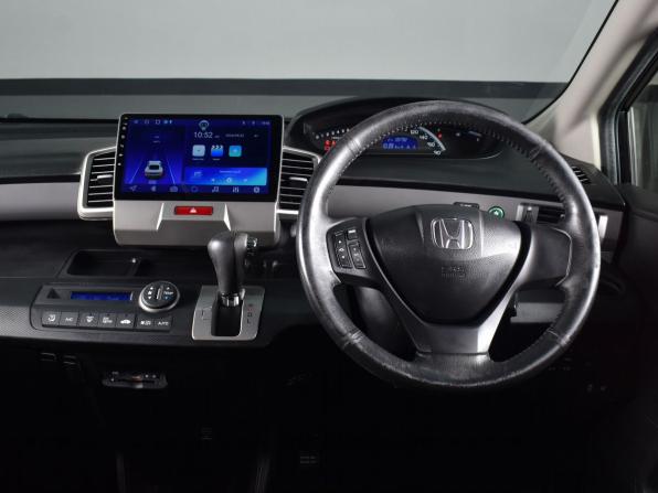 Honda Freed I Рестайлинг с пробегом 2014 года, цена 1 199 995 рублей, 135792 км, компактвэн, Автокод Объявления