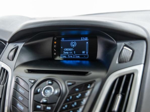Ford Focus III с пробегом 2013 года, цена 748 000 рублей, 196542 км, универсал, Автокод Объявления