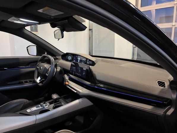 Changan UNI-V I с пробегом 2024 года, цена 2 415 000 рублей, 75177 км, лифтбек, Автокод Объявления