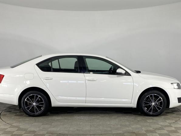 Skoda Octavia III (A7) с пробегом 2014 года, цена 950 000 рублей, 143141 км, лифтбек, Автокод Объявления