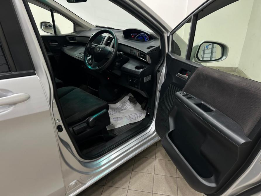 Honda Freed I Рестайлинг Кемерово  - изображение 5