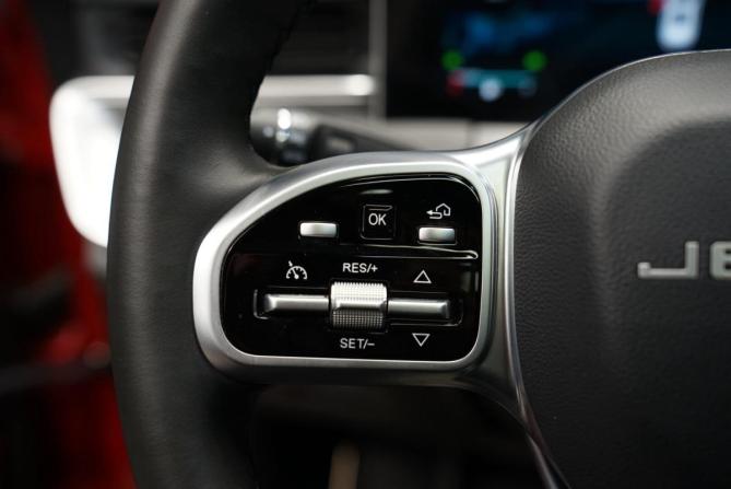 JETOUR X70 PLUS I Рестайлинг с пробегом 2024 года, цена 2 554 000 рублей, 12634 км, внедорожник, Автокод Объявления