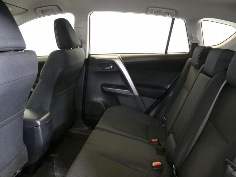 Toyota RAV4 IV (XA40) Рестайлинг Санкт-Петербург  - изображение 18