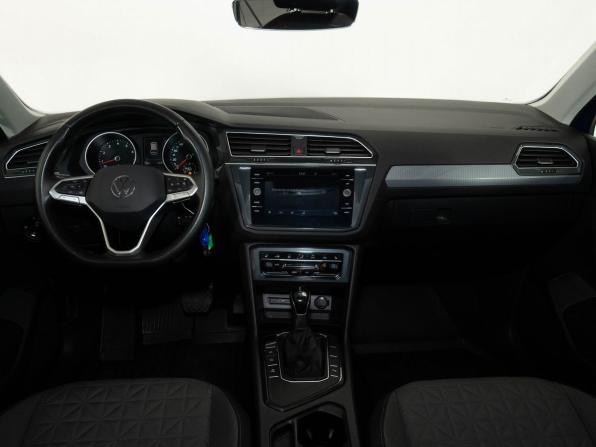 Volkswagen Tiguan II Рестайлинг с пробегом 2021 года, цена 2 960 000 рублей, 50590 км, внедорожник, Автокод Объявления