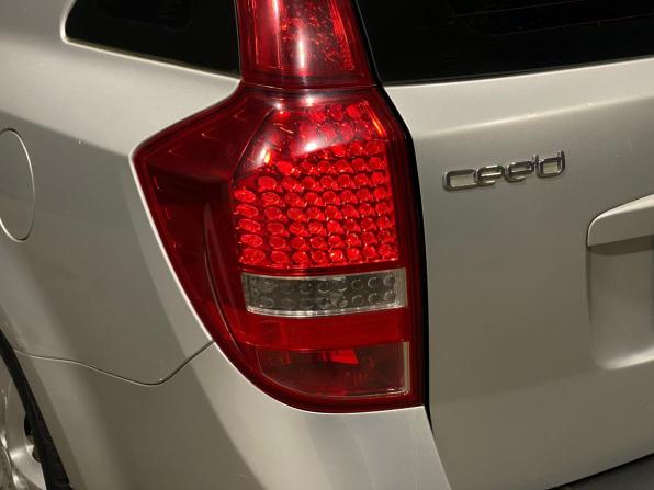 Kia Ceed I Рестайлинг с пробегом 2011 года, цена 700 000 рублей, 230125 км, универсал, Автокод Объявления