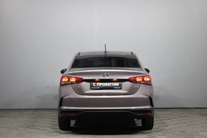 Hyundai Solaris II Рестайлинг с пробегом 2020 года, цена 1 525 000 рублей, 135000 км, седан, Автокод Объявления