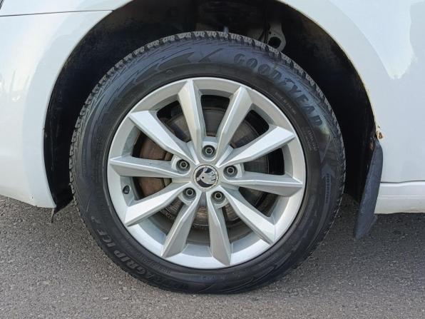 Skoda Octavia III (A7) с пробегом 2014 года, цена 1 100 000 рублей, 306634 км, лифтбек, Автокод Объявления