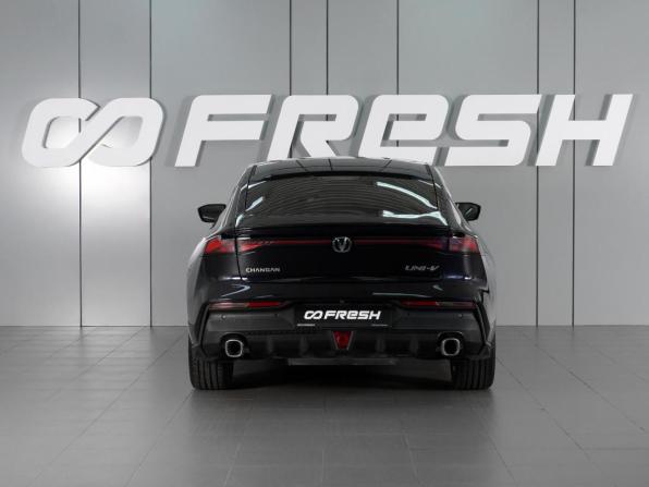 Changan UNI-V I с пробегом 2024 года, цена 2 235 000 рублей, 111467 км, лифтбек, Автокод Объявления