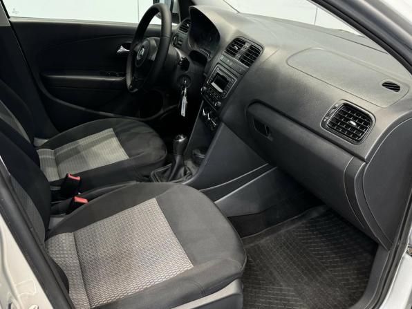 Volkswagen Polo V с пробегом 2014 года, цена 710 000 рублей, 185729 км, седан, Автокод Объявления