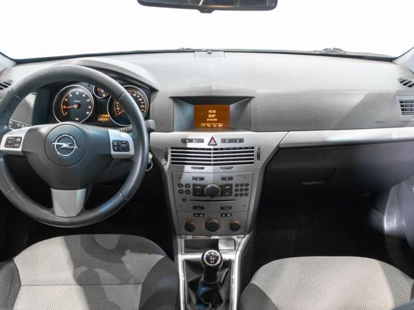 Opel Astra H Рестайлинг с пробегом 2013 года, цена 525 128 рублей, 232000 км, хэтчбек, Автокод Объявления