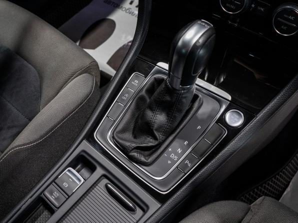 Volkswagen Golf VII с пробегом 2014 года, цена 1 270 000 рублей, 106300 км, универсал, Автокод Объявления