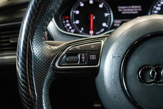 Audi A6 IV (C7) с пробегом 2012 года, цена 1 719 000 рублей, 236612 км, седан, Автокод Объявления
